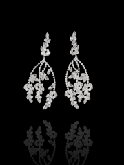 Dikkat Çekici Büyük Zirkon Gelin Küpesi