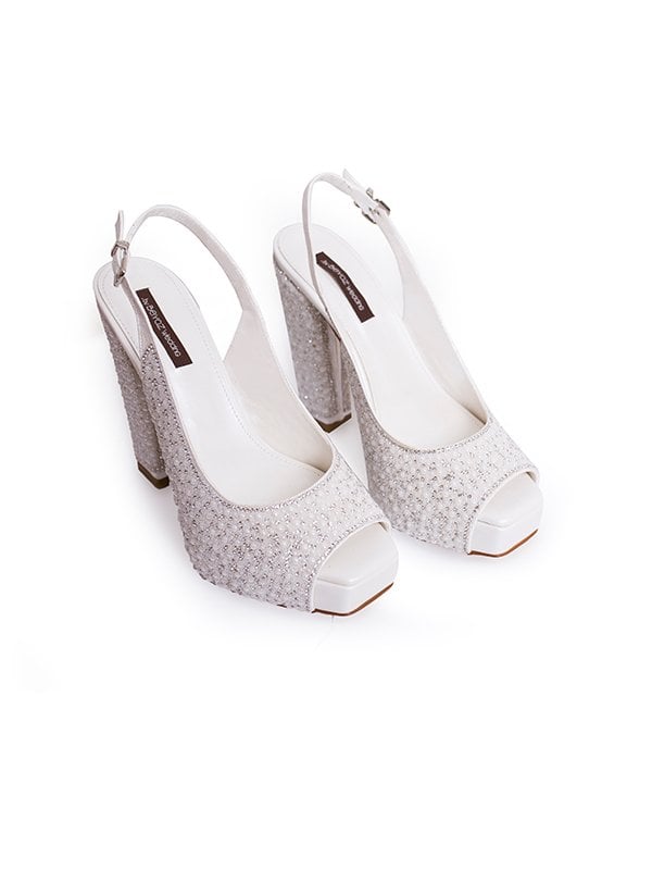 İnci İşlemeli Slingback Küt Burunlu Gelin Ayakkabısı